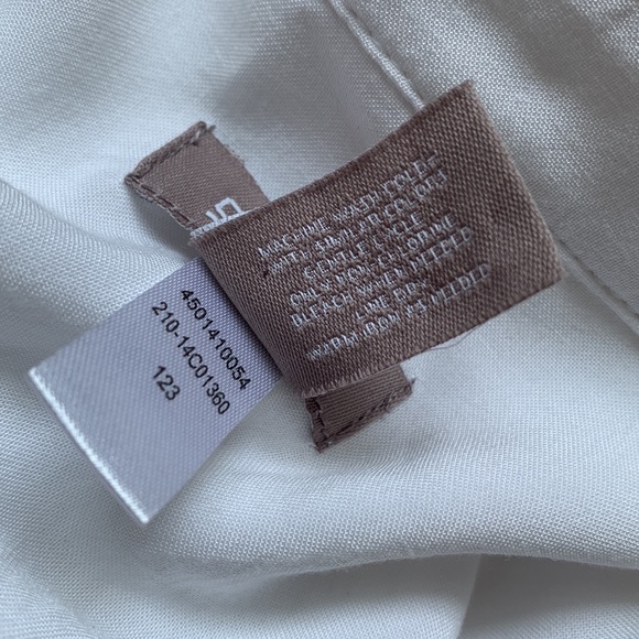 Chico’s White Button Down Front Tie 3/4 Sleeve Blouse - Picture 13 of 14